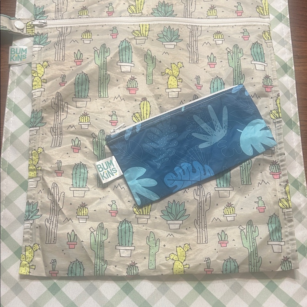Bumkins Cactus & Succulent Print Wet Bag with Blue Leaf Snack Pouch